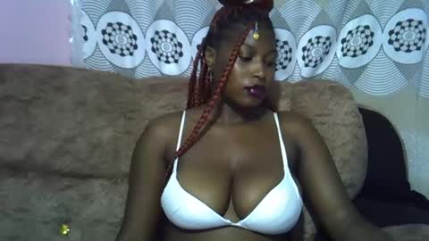 pretty online show from March 28, 9:54 am