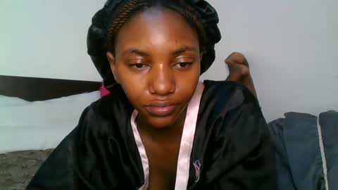 ebonyslut09 online show from July 23, 2:20 am