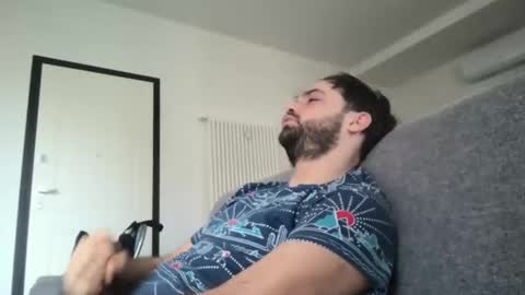 Snapshot of ector_prize chatting on February 13, 12:11 pm ET87 online show from February 13, 12:11 pm