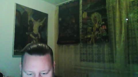 Edward online show from November 24, 6:39 pm