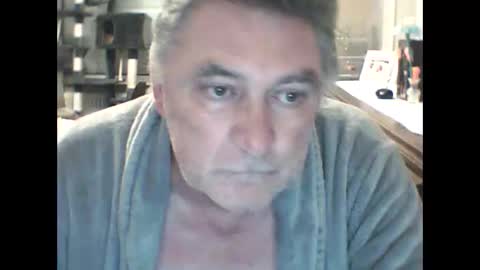 Eddy online show from December 2, 8:23 am