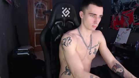 Eduar online show from February 7, 11:46 am