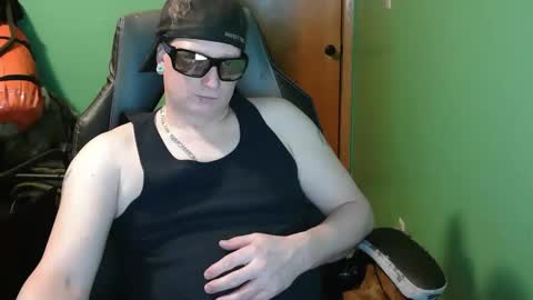 edwardaims_2please online show from March 30, 3:50 am