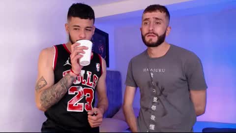 eevil_boys_77 online show from January 7, 3:44 am