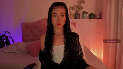 effy online show from January 10, 7:14 am