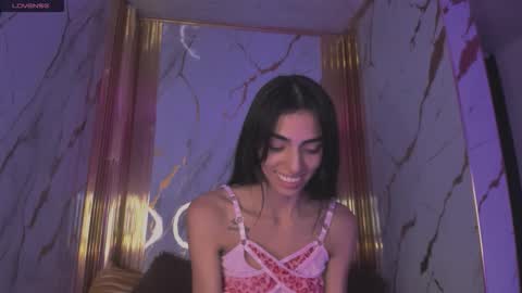 eimy online show from February 14, 2:31 pm