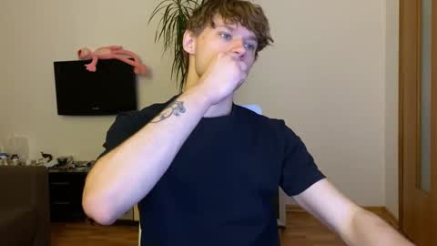 Eitan online show from February 5, 3:31 pm