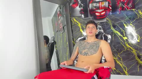 Eithan online show from March 15, 1:14 pm