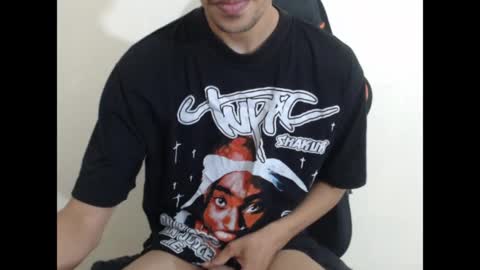 Instagram BelowAbajo online show from April 29, 7:35 am