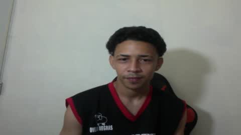 Instagram BelowAbajo online show from April 18, 3:08 am