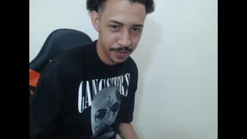 Instagram BelowAbajo online show from July 25, 3:04 am