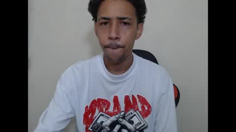 Instagram BelowAbajo online show from April 27, 7:06 am