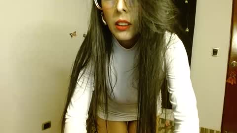 ela_3611 online show from November 16, 5:42 am