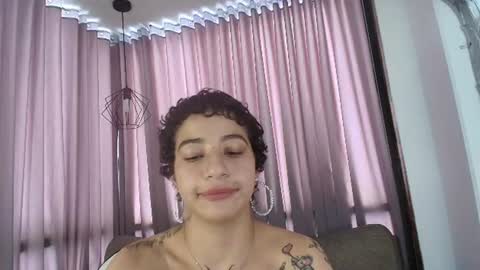 ela_boop online show from July 28, 4:39 pm