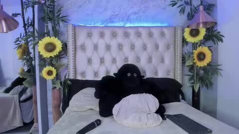 eli online show from November 7, 10:56 pm