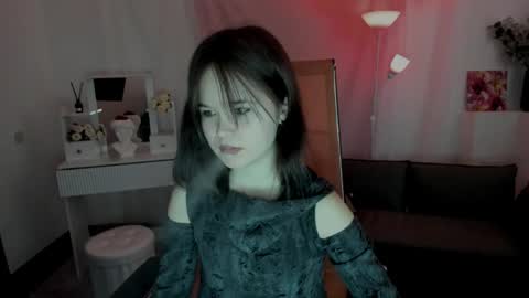 Your sweet girl online show from April 15, 1:09 am