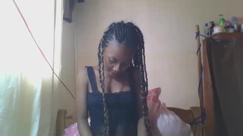 elalia1234 online show from December 15, 8:32 am