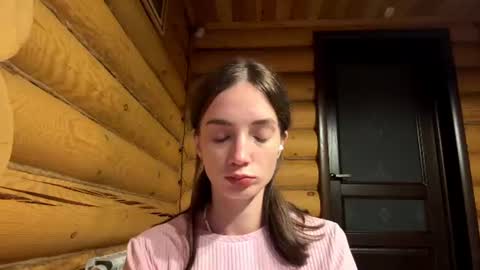 Ella online show from July 21, 1:35 pm