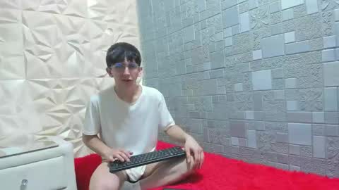 Elan Giralon online show from January 16, 12:08 am