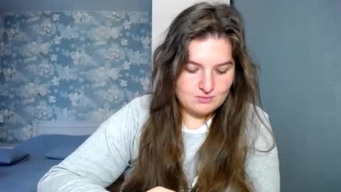 Elanis online show from February 2, 12:12 pm