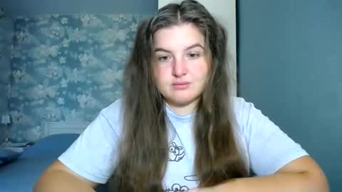 Snapshot of elanis_blair chatting on October 16, 10:59 am Elanis online show from October 16, 10:59 am