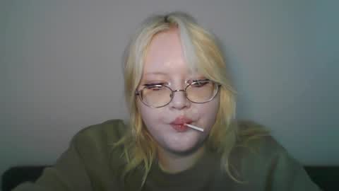 elayne_sweet online show from April 10, 8:19 am