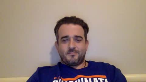 elblueprince online show from November 8, 9:51 pm