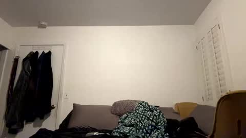 elckdog online show from October 4, 3:59 am