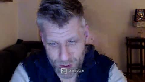 Snapshot of elculiador2207 chatting on February 8, 5:39 pm Timm online show from February 8, 5:39 pm