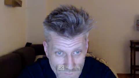 Snapshot of elculiador2207 chatting on February 14, 7:33 pm Timm online show from February 14, 7:33 pm