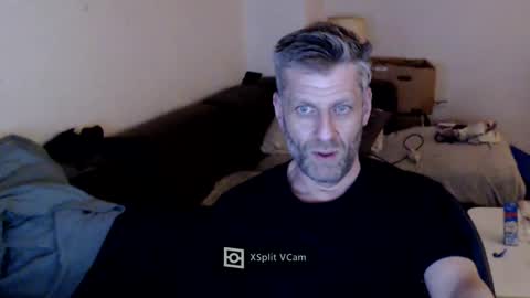 Snapshot of elculiador2207 chatting on February 22, 9:48 pm Timm online show from February 22, 9:48 pm