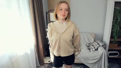 Alice online show from July 22, 12:18 pm