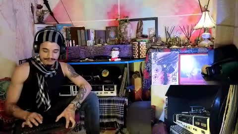 Sir Eleazar online show from October 11, 6:40 am