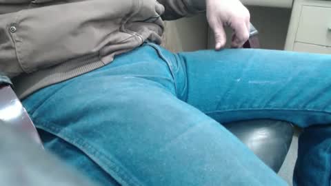 electra1021 online show from March 6, 3:35 pm