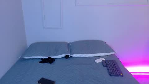 ELECTRA  online show from November 28, 8:27 pm