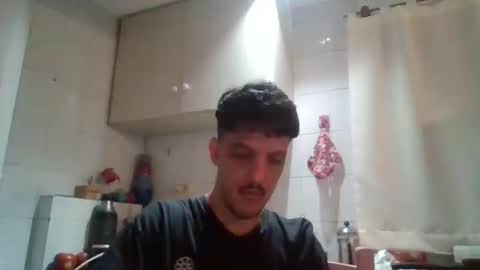 Snapshot of electrodreams chatting on September 30, 2:11 am electrodreams online show from September 30, 2:11 am