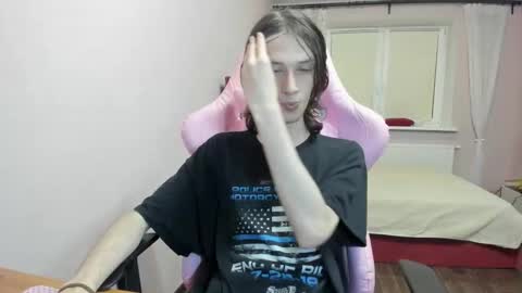 eleganc3 online show from September 26, 9:45 pm