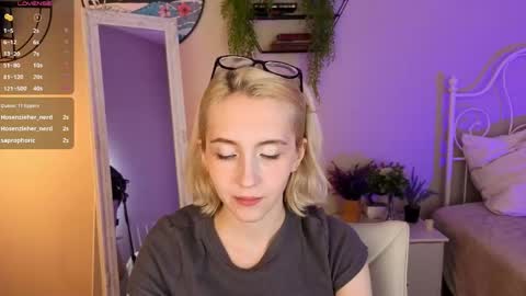 Elen  online show from May 5, 6:19 am