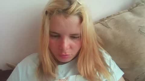 Elena online show from June 9, 3:44 pm
