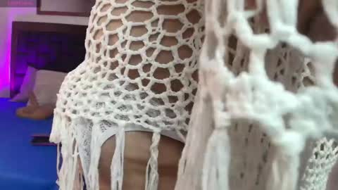 elenna_boobs_ online show from March 10, 3:33 am