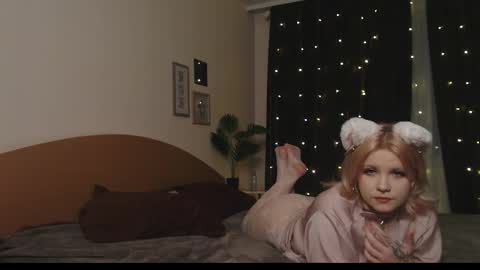 elfi_varifi online show from March 6, 10:15 pm