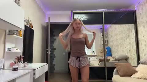 Kate online show from July 23, 1:20 pm