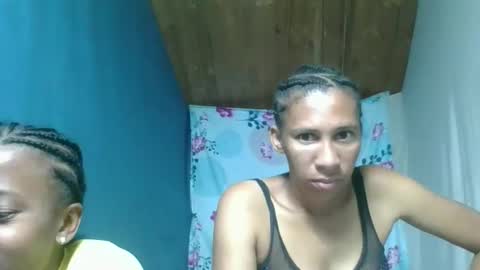 elia011 online show from March 2, 4:24 pm