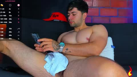 eliam_topson online show from May 7, 12:34 pm