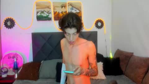 eliann_adam online show from January 12, 6:20 am