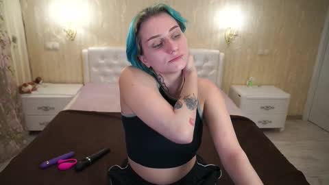 Luna online show from November 3, 4:52 pm