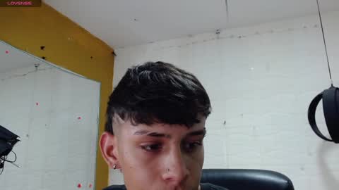 E L I A S online show from December 19, 6:34 am