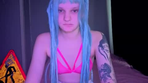 elieiza_xo online show from July 9, 9:13 am
