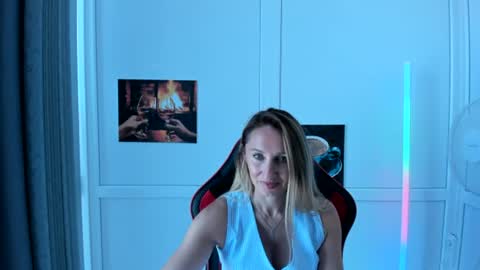 Milena online show from August 10, 6:40 am
