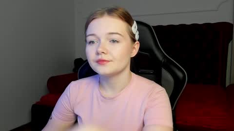 elinavale online show from April 5, 5:04 am